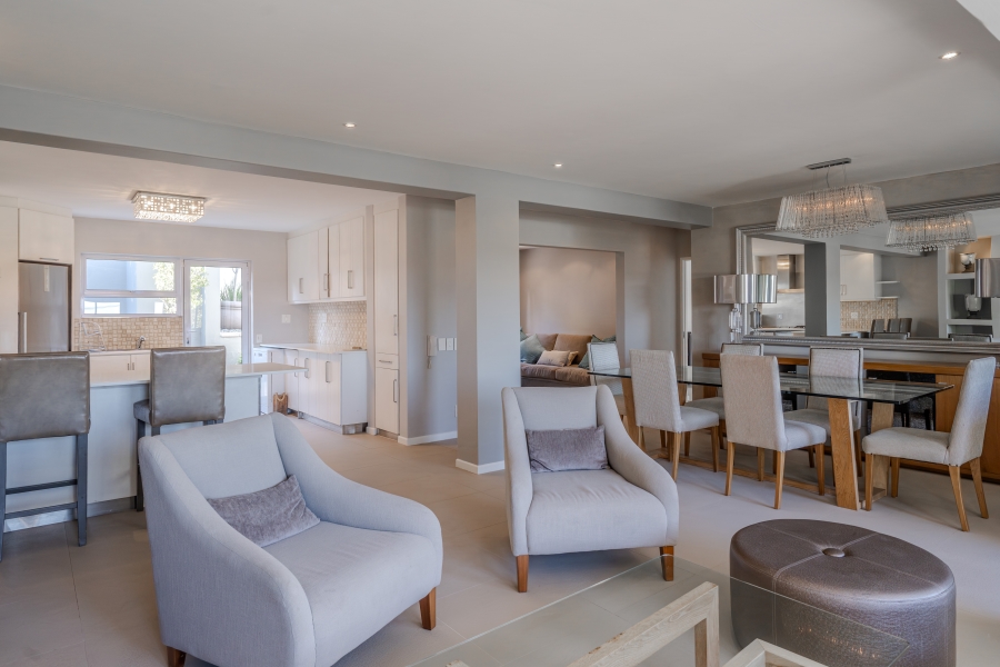 7 Bedroom Property for Sale in Camps Bay Western Cape